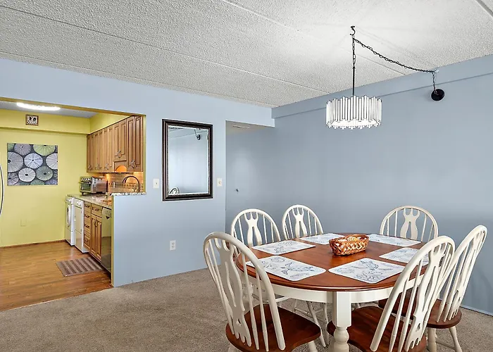 Towers 703 | 3 Bedroom With Indoor Pool! * Ocean Stadt