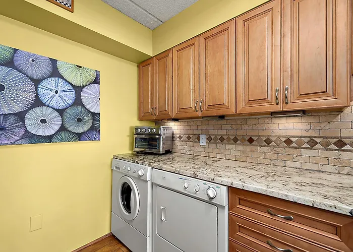Towers 703 | 3 Bedroom With Indoor Pool! * Ocean Stadt
