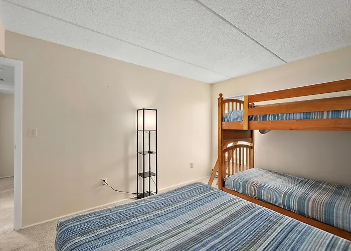 Towers 703 | 3 Bedroom With Indoor Pool! * Ocean Stadt